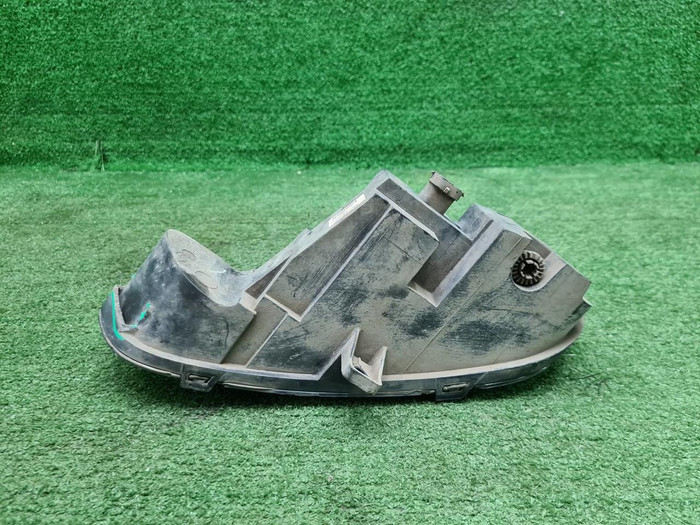 ПТФ правая Jeep Grand Cherokee WK2 (2013-2022)