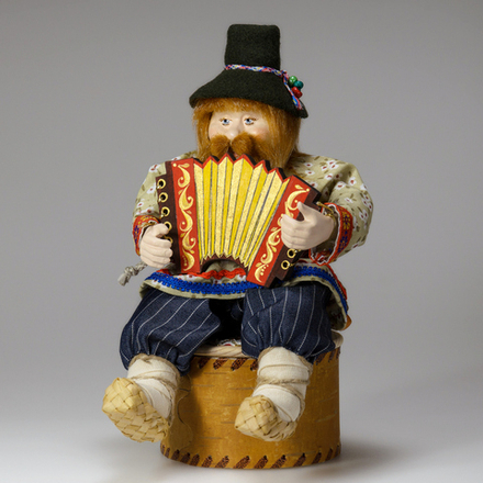 Кукла на шкатулке "Дед" с гармошкой
