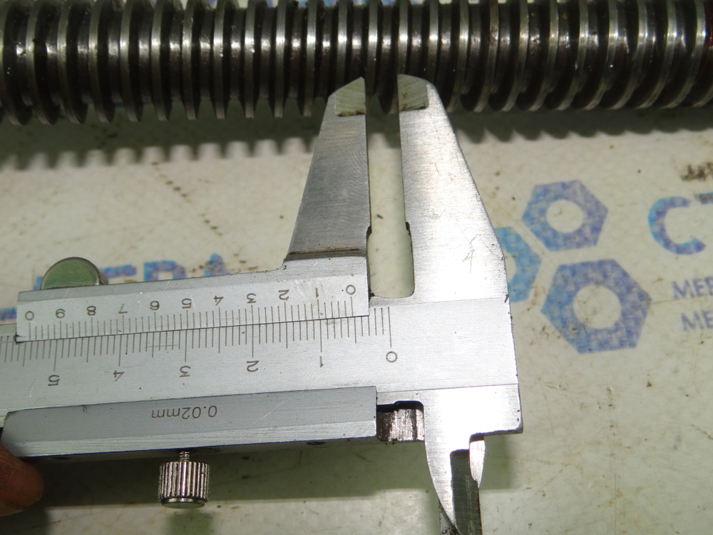 Винт поперечной подачи 1М61 (Ереван) Tr22*5 (арт. 37894)