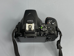 Nikon D5600 10.200 кадров