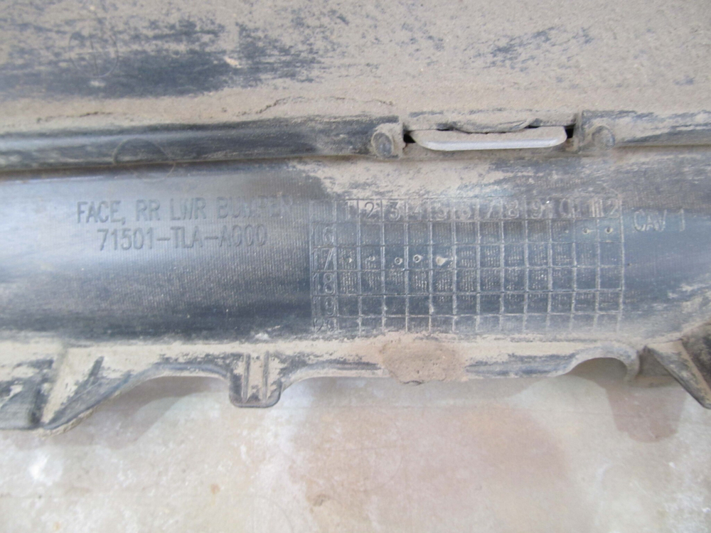 Бампер задний Honda CR-V 5 (RW) 16-21 Б/У Оригинал 71501TLAA000