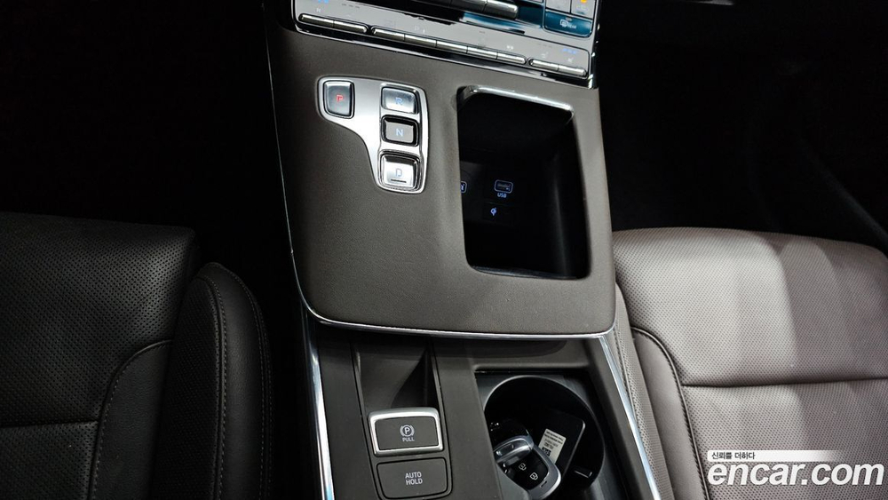Hyundai The New Grandeur (Azera) IG Hybrid Exclusive (06.2020)