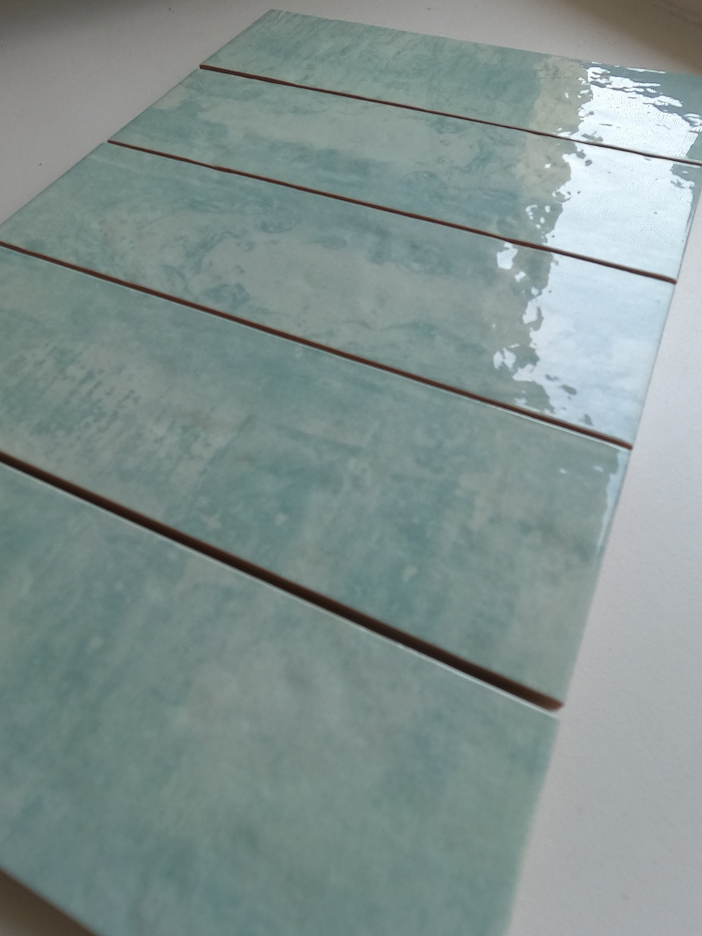 Плитка настенная Viva Menta glossy 200x59х7 мм