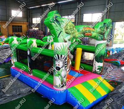 Коммерческий надувной батут "Национальный парк" 4*3*3 м