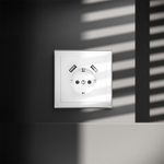 Розетка с заземлением и со шторкой и 2хUSB type A, без рамки Voltum S70 VLS040401