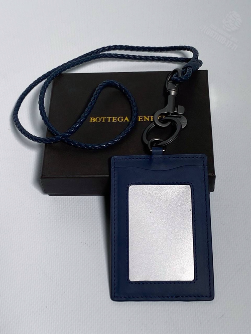 Визитница-пропуск Bottega Veneta