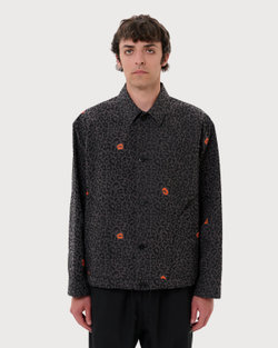 UNDERCOVER КУРТКА СЕРАЯ С ПРИНТОМ