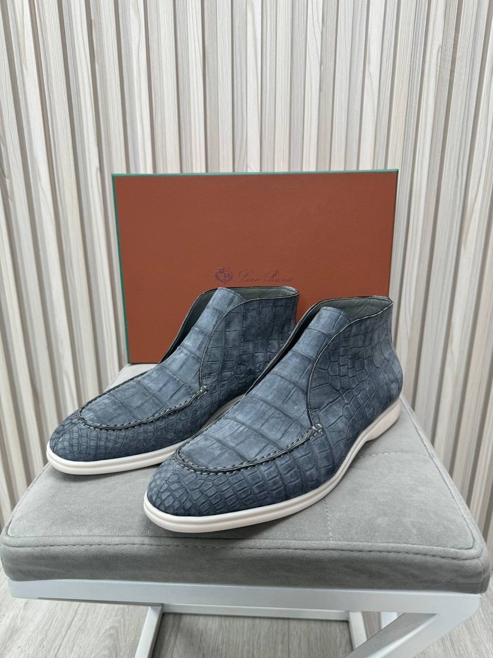 Ботинки Loro Piana Open Walk из нубукового крокодила