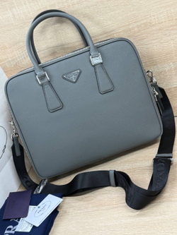 Портфель Prada