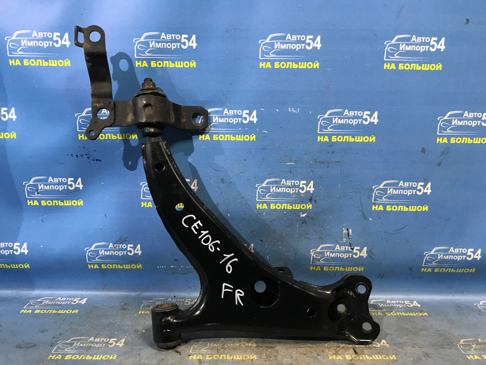 Рычаг передний правый TOYOTA COROLLA 1995