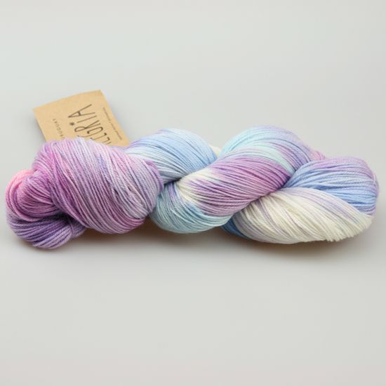 Пряжа MANOS DEL URUGUAY Alegria (75% меринос, 25% полиамид)