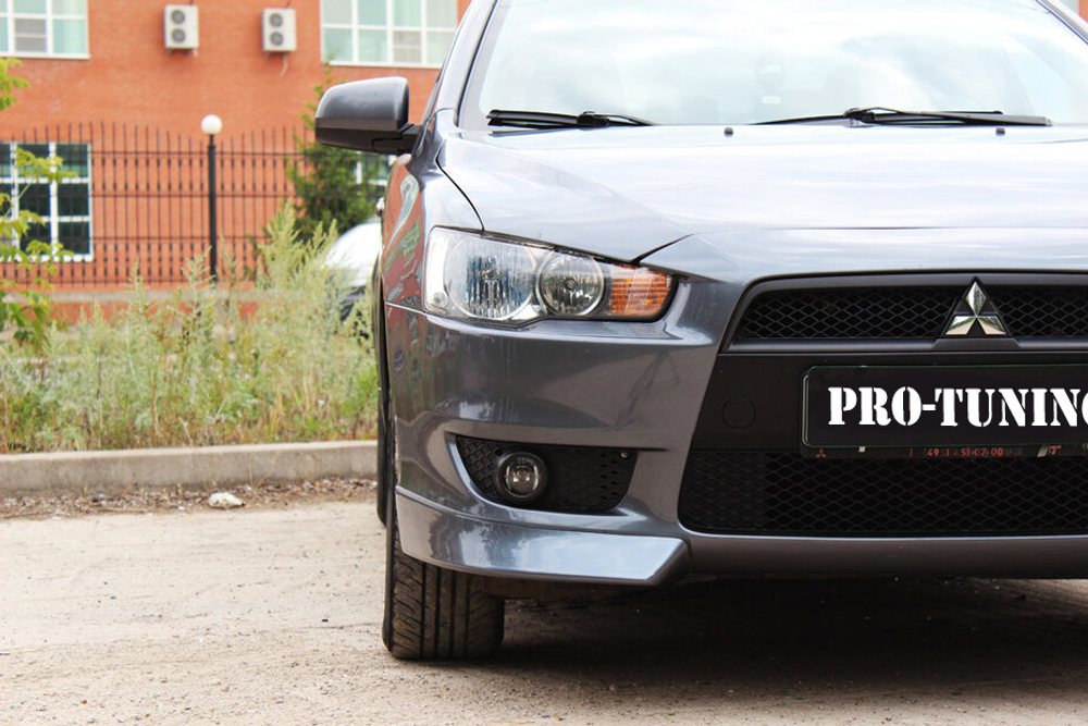 Клыки на перед бампер Mitsubishi Lancer 10 дорест