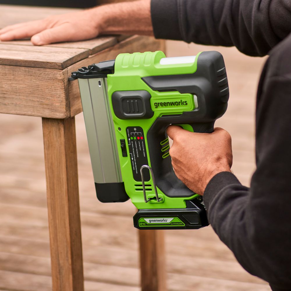 Нейлер аккумуляторный Greenworks, GD24BN, 3400707,24v, без АКБ и ЗУ