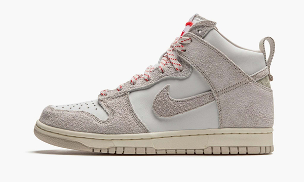 Nike Dunk High SP "Notre - Light Orewood Brown"