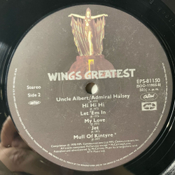 Винтажная виниловая пластинка LP Paul McCartney Wings Greatest Hits (Japan 1978) (Obi, Постер) Silly Love Songs