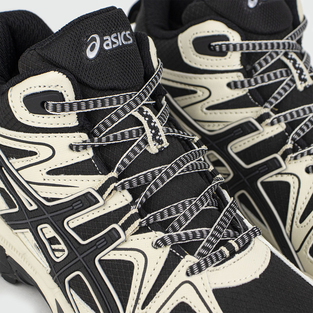 Кроссовки Asics Gel-Kahana 8 Mid White Black Wmns with Fur
