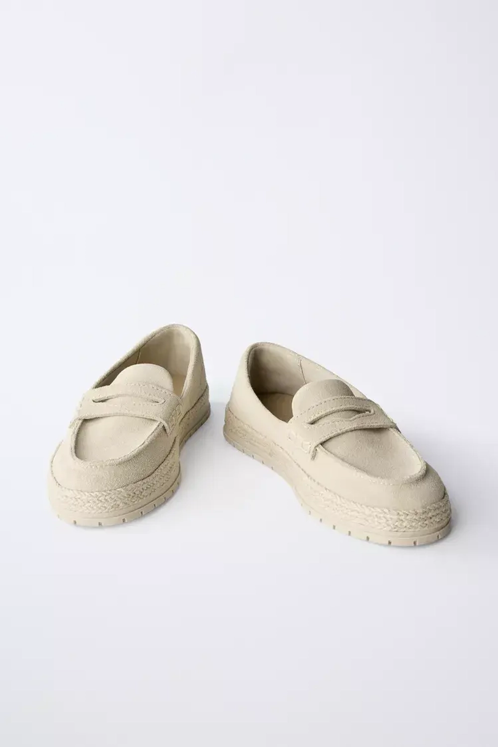 ZARA ЗАМШЕВЫЕ ЛОФЕРЫ В СПОРТИВНОМ СТИЛЕ, ПЕСОЧНО-КОРИЧНЕВЫЙ