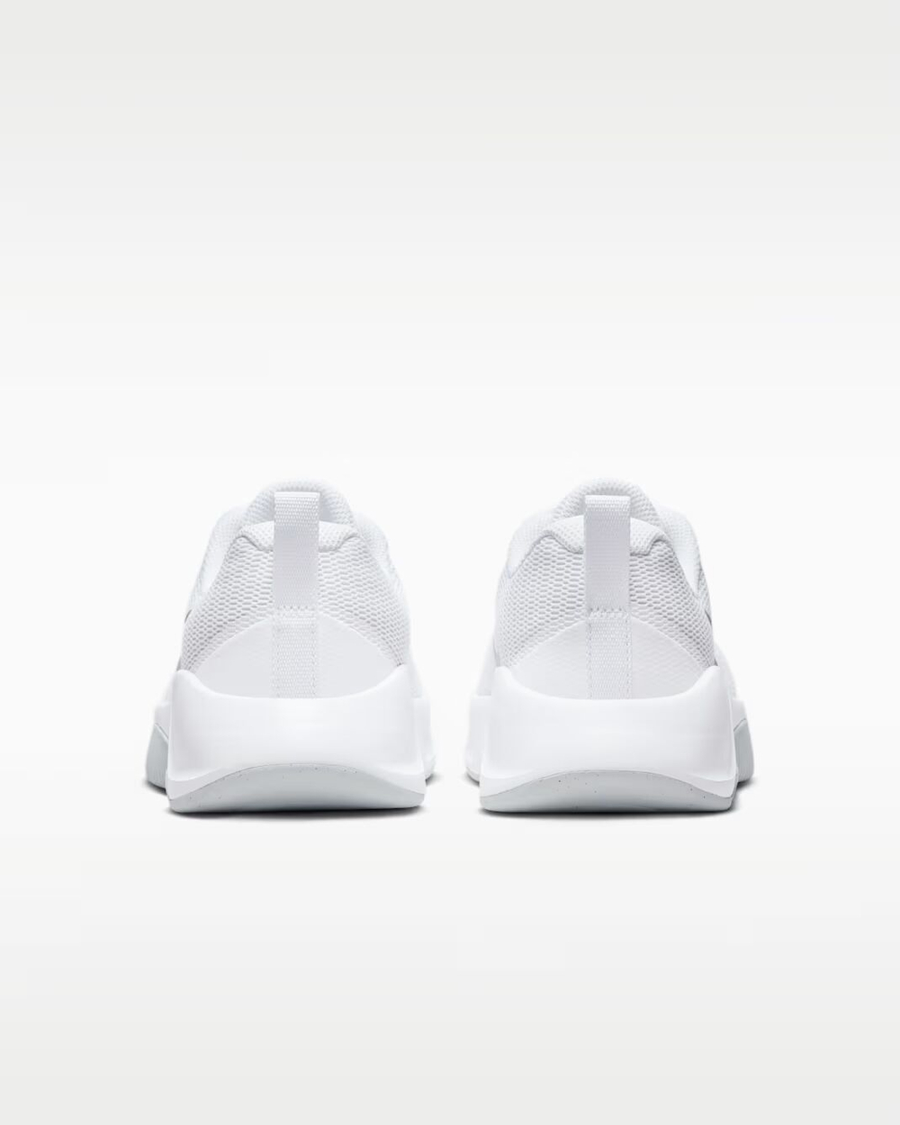 Nike MC Trainer 3 Женские кроссовки для тренировок - NIKE