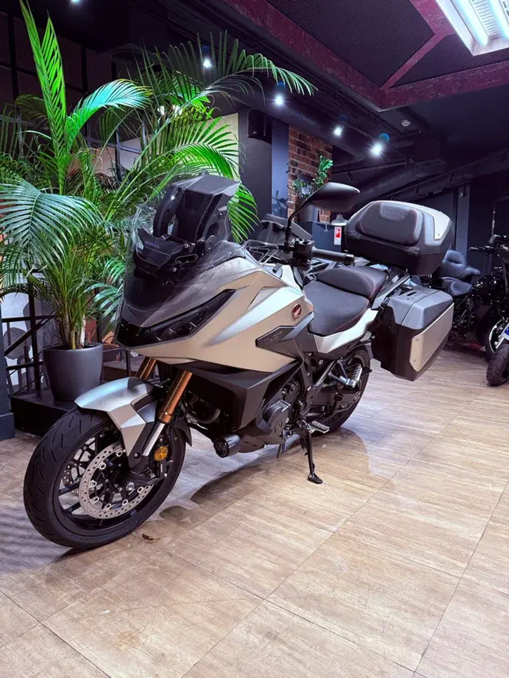 Honda NT1100DN (DCT)