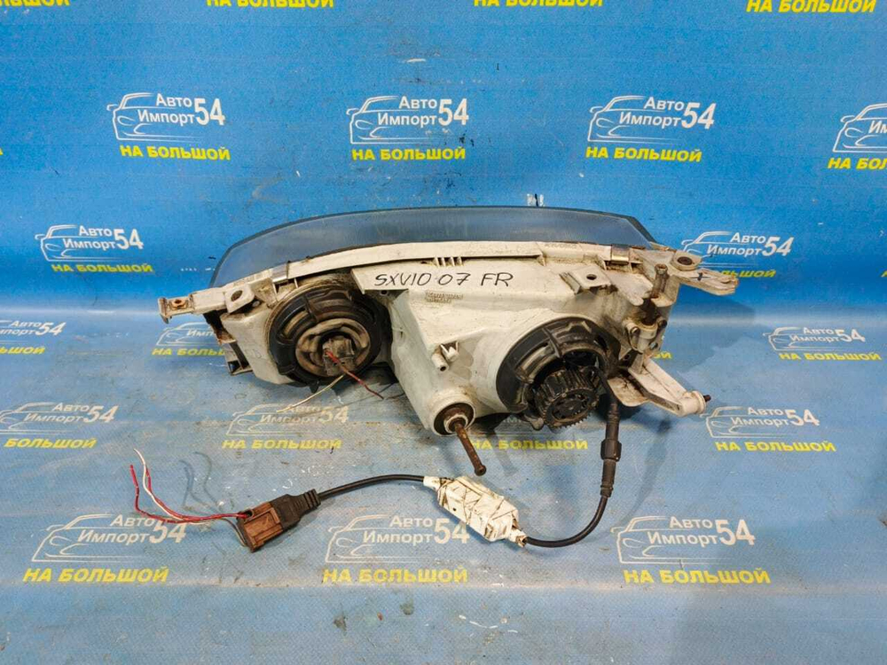 Фара передняя правая TOYOTA CAMRY 1996