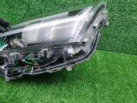 Фара правая Toyota RAV4 5 XA50 (2018-н.в.) LED