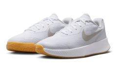 Женские теннисные кроссовки Nike Vapor Lite 3 - white/lt orewood/summit white