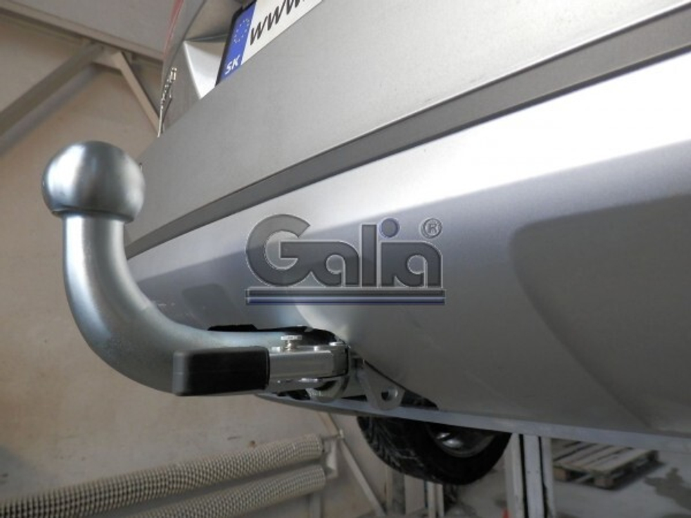 Фаркоп оцинкованный Galia V071A для Volkswagen Passat B6 2005-2010, Passat B7 2010-2015, Passat CC 2012-, Passat Alltrack B7 2012-2015(паспорт и сертификат в комплекте)(без электрики)