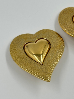 Крупные клипсы в виде сердец Yves Saint Laurent
