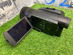 Sony FDR-AX700