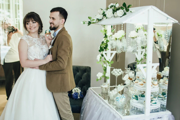 Создаём события, где всё сошлось: идея, атмосфера, люди и безупречная организация.