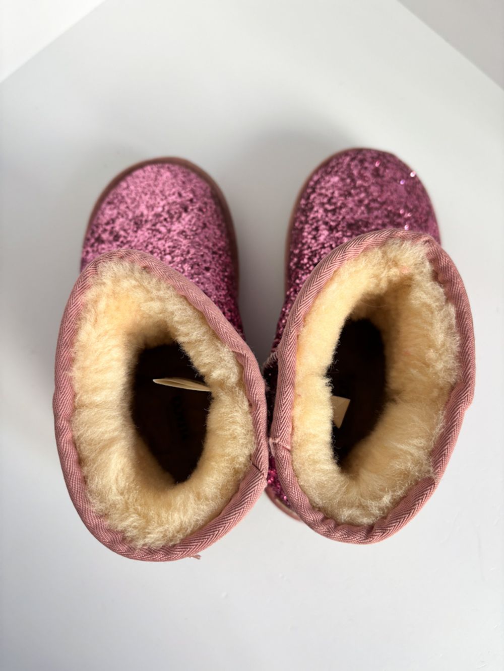 Угги Vitacci , 28,5