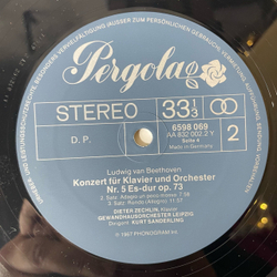 Винтажная виниловая пластинка LP Ludwig van Beethoven Бетховен, Konzerte Fur Flavier and Orchester Nr 3 C Moll and Nr 5 Es Dur Kaiser Konzert (Германия 1977)