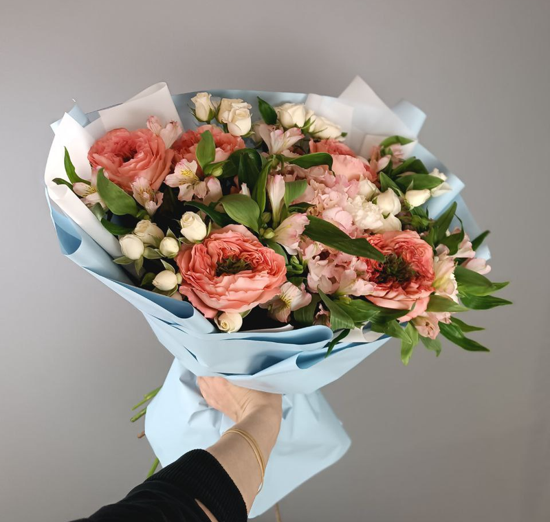 Букет "Фантазия в цвете"