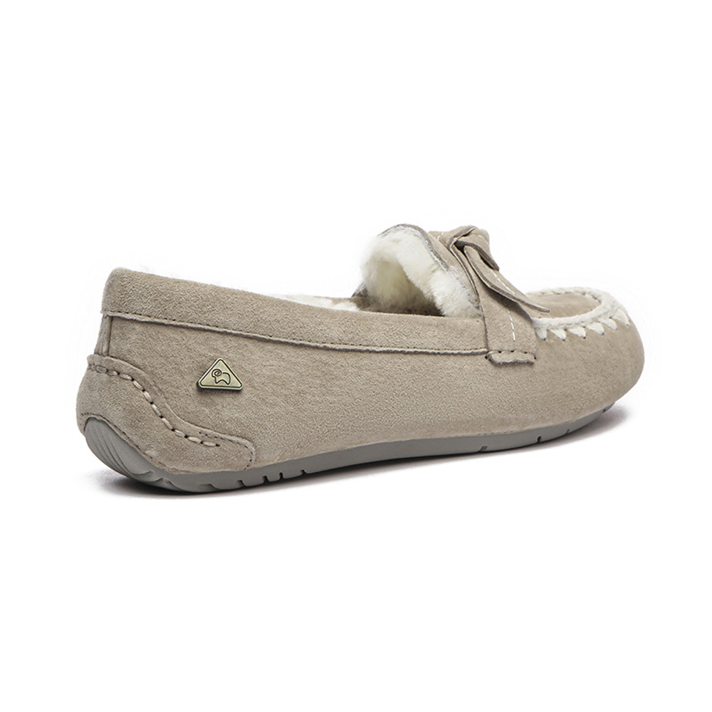 EVERAU Pigskin Gommino Loafers Women"s