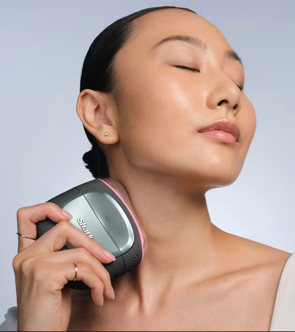 Косметологический гаджет Shark FacialPro Glow Glow Spa Black