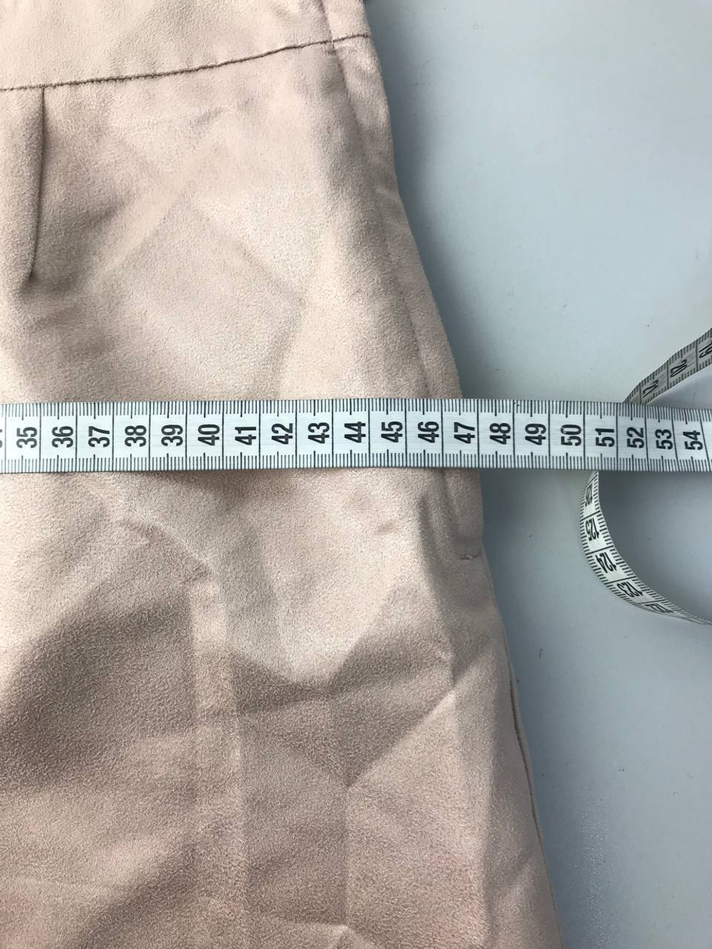 Юбка H&M приятного цвета 44 размер