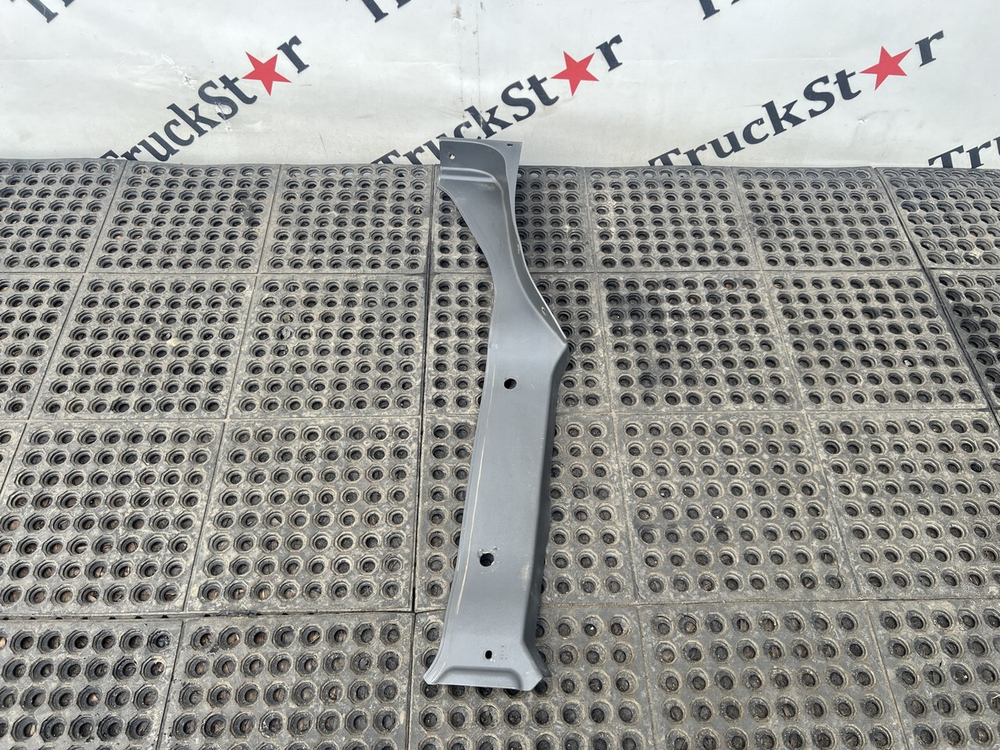 Накладка порога левая 2023г