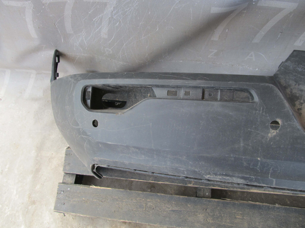 Юбка заднего бампера Volvo XC40 17-нв Б/У Оригинал 31449333