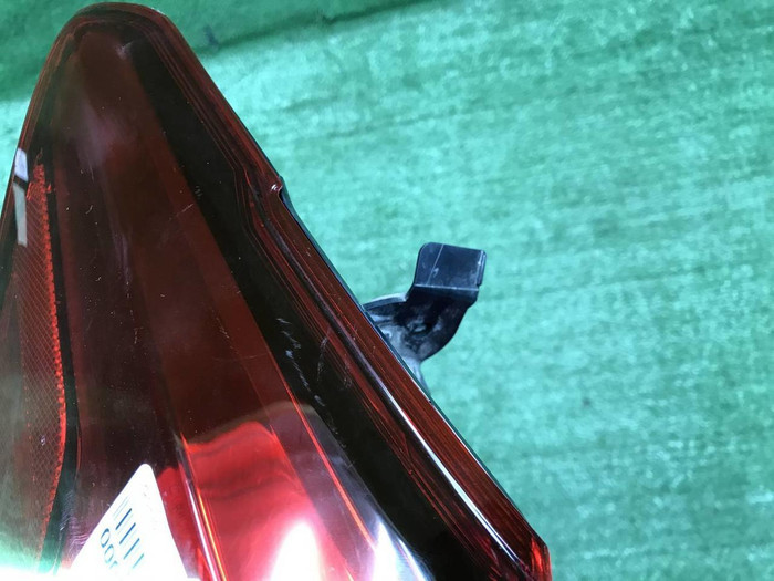 Фонарь левый внешний Subaru Forester 5 SK (18-нв)