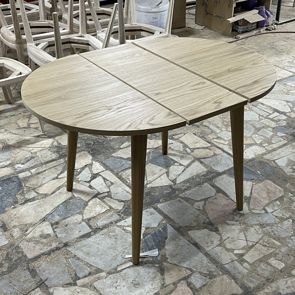 Круглый кухонный стол из дерева - RETRO