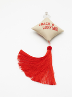 Ромб объемный на присоске Спаси и Сохрани (экокожа, бежевый, красная вышивка, кисть)