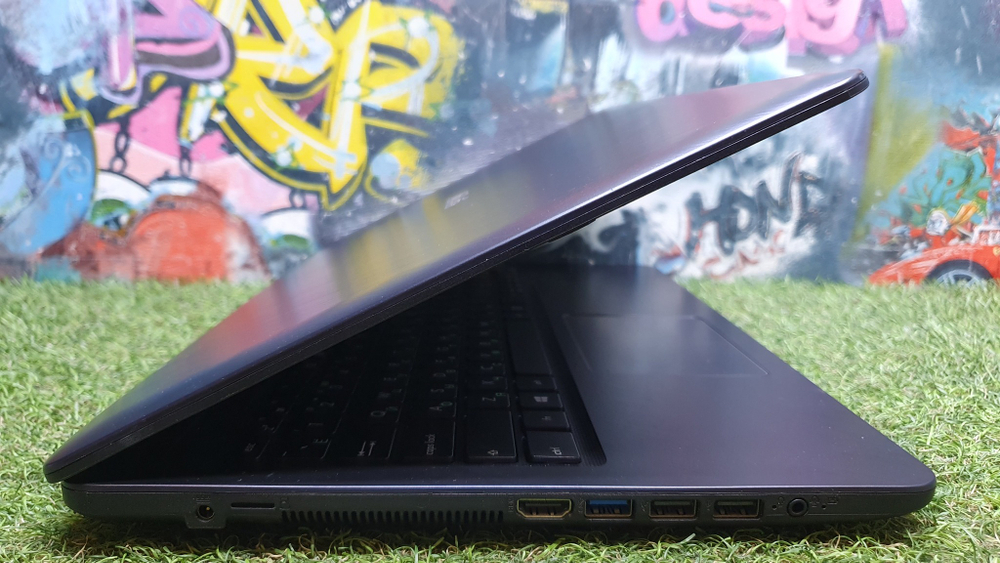 Ноутбук ASUS i3-7/6Gb/MX110 2Gb/FHD/R543UB-DM1164T (90NB0IM7-M16500)/Windows 10