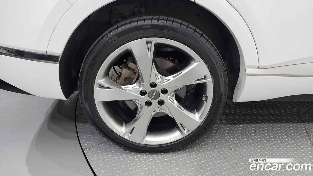 Genesis GV80 2.5T Бензин 2WD (08.2020)