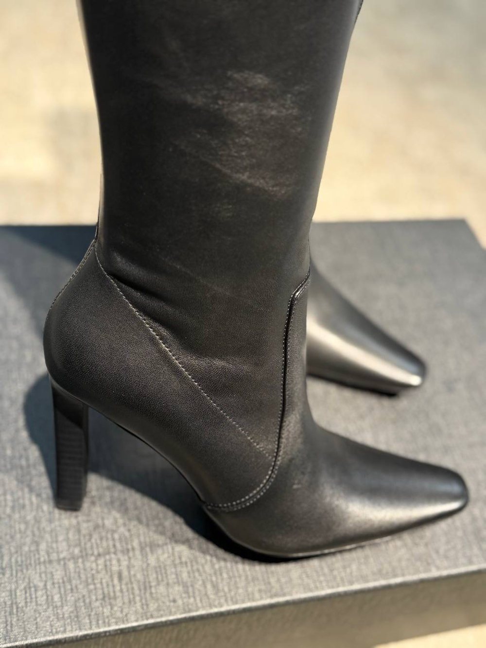 Сапоги Yves Saint Laurent