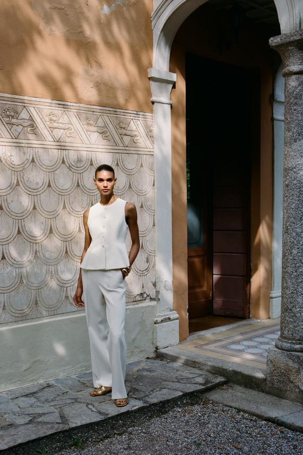 ZARA ПРЯМЫЕ БРЮКИ С ВЫСОКОЙ ПОСАДКОЙ, ЭКРЮ