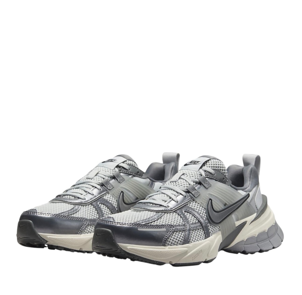 Nike V2K Run Pure Platinum Wolf Grey