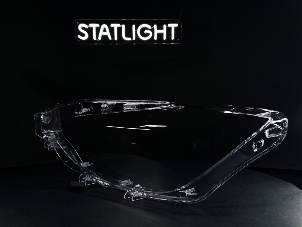 Левое стекло фары BMW F35 F30 2016-2018