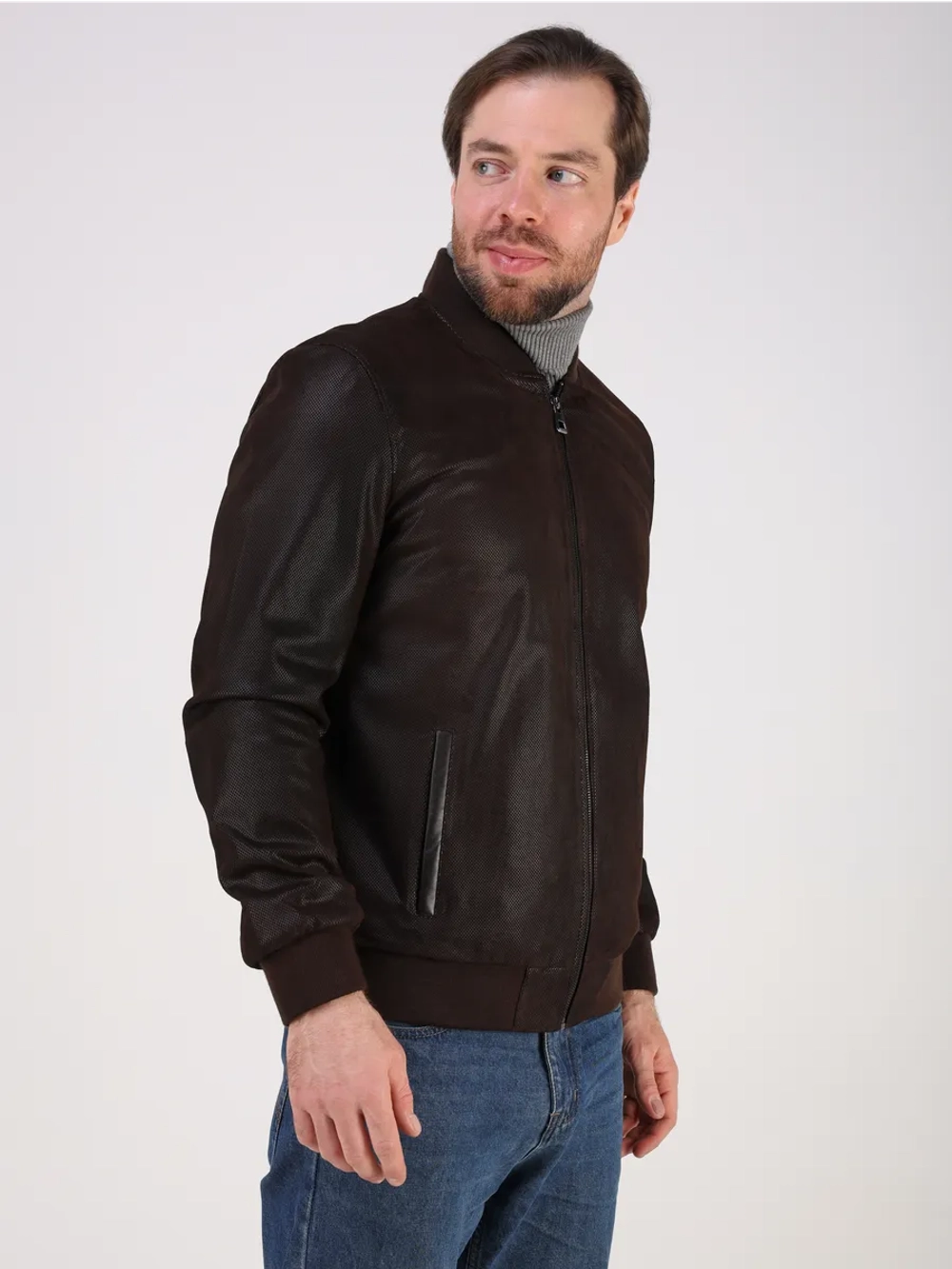 Кожаная куртка демисезонная замшевая бомбер под джинсы