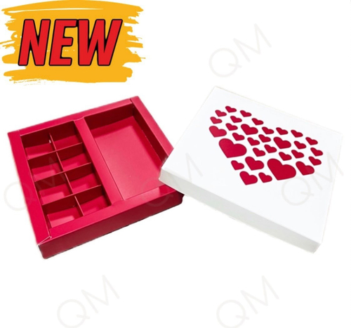 Коробка для конфет бело-красная с сердечками 200*200*30 мм (8) + для шоколад.плитки 160*80мм, 25шт