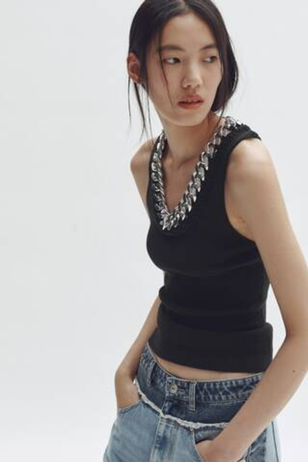 H&M - Stella McCartney Топ без рукавов с ребристой вязкой и цепочками., черный